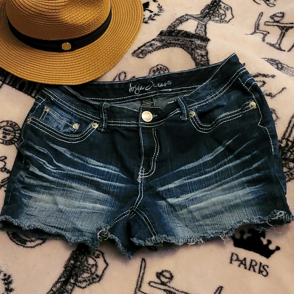 Ariya Jean Shorts